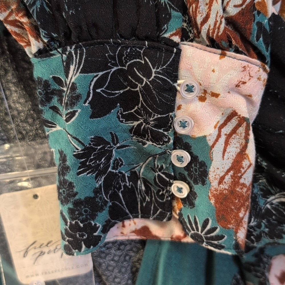 Free People Mikayla Printed Tunic Green Balsam Combo NWT size XL - Picture 6 of 9